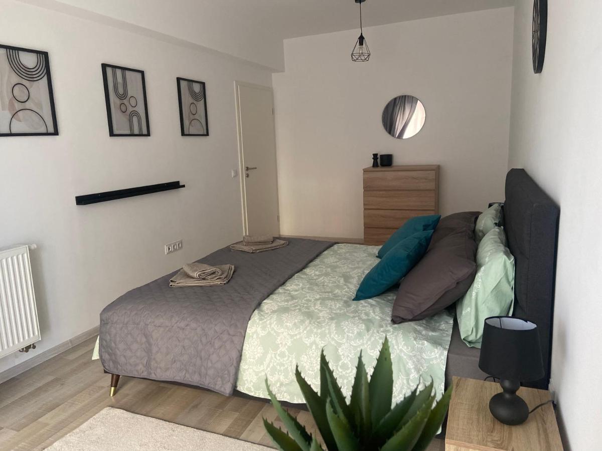 Divany Apartaments - Coresi Mall Brašov Exteriér fotografie