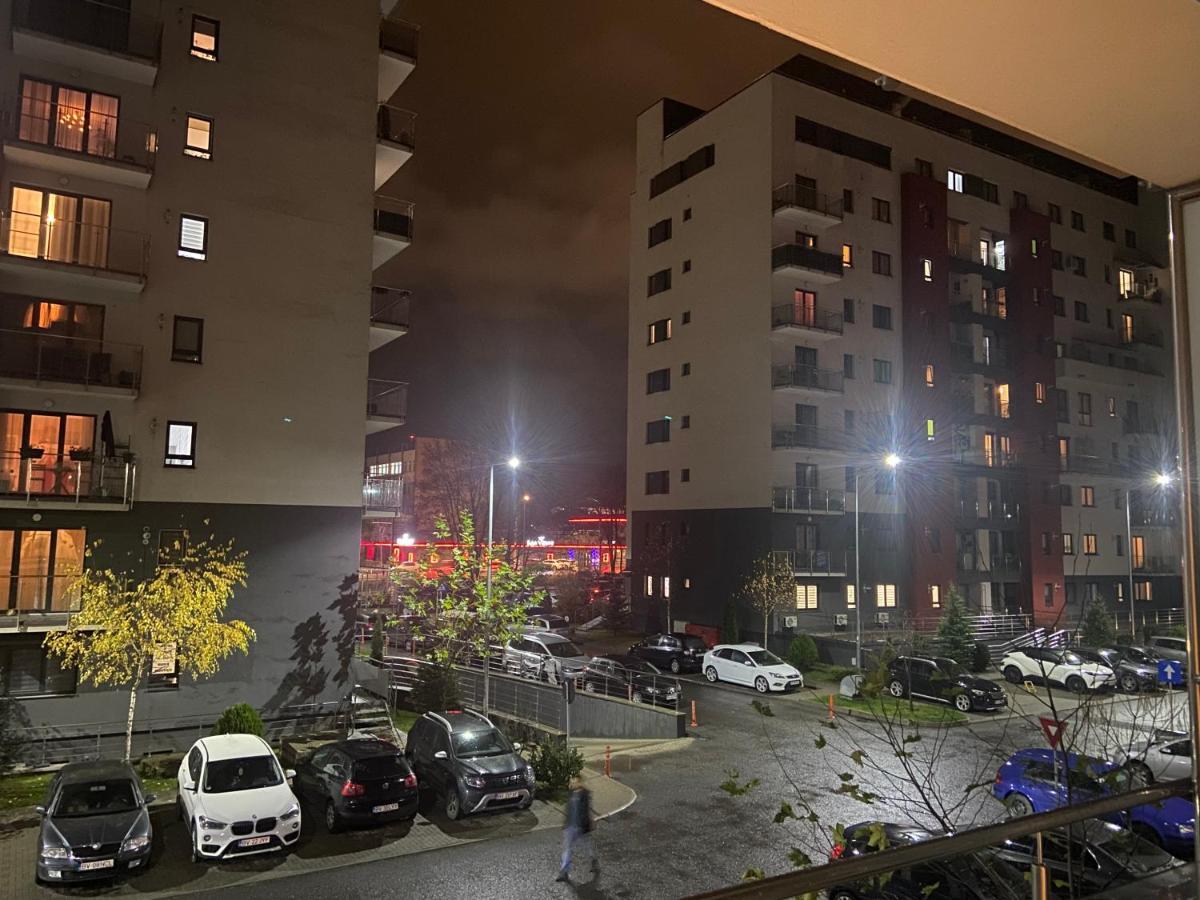 Divany Apartaments - Coresi Mall Brašov Exteriér fotografie